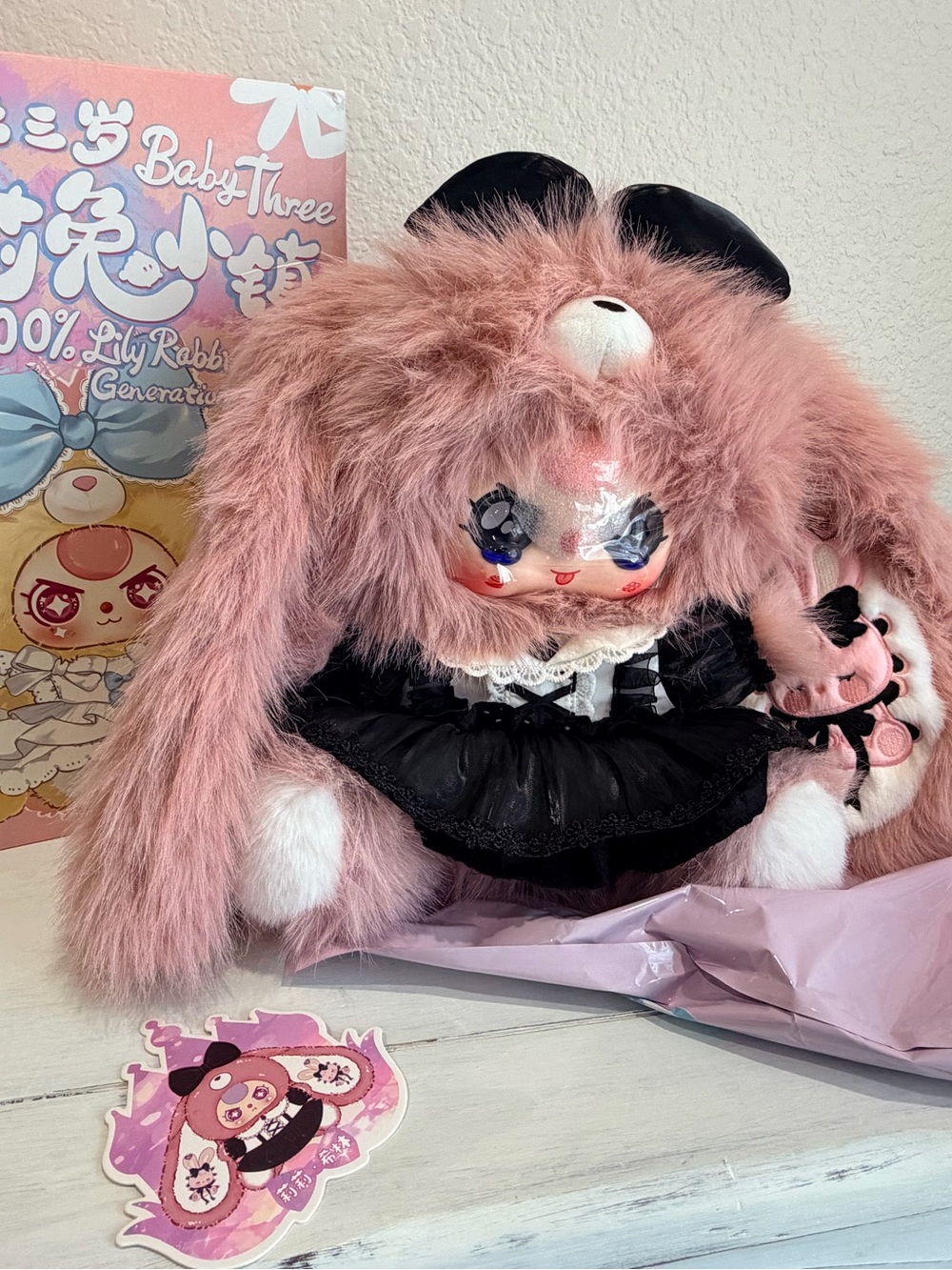 400% Baby Three Lily Rabbit Town Bunny, Pink Special Crying Eyes New, Authentic